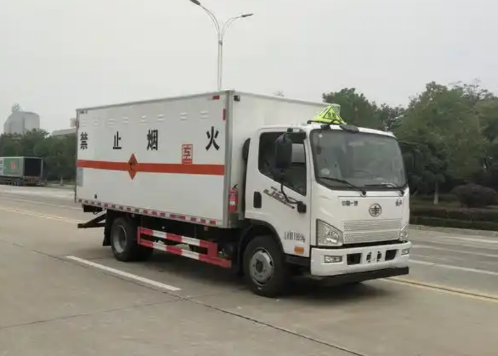 麻阳爆破器材运输车可以上高速吗？